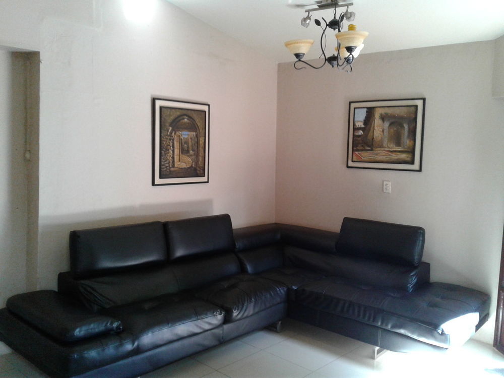 Y Cisneros Hotel Managua